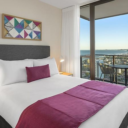 Avani Broadbeach Residences Gold Coast Exterior foto